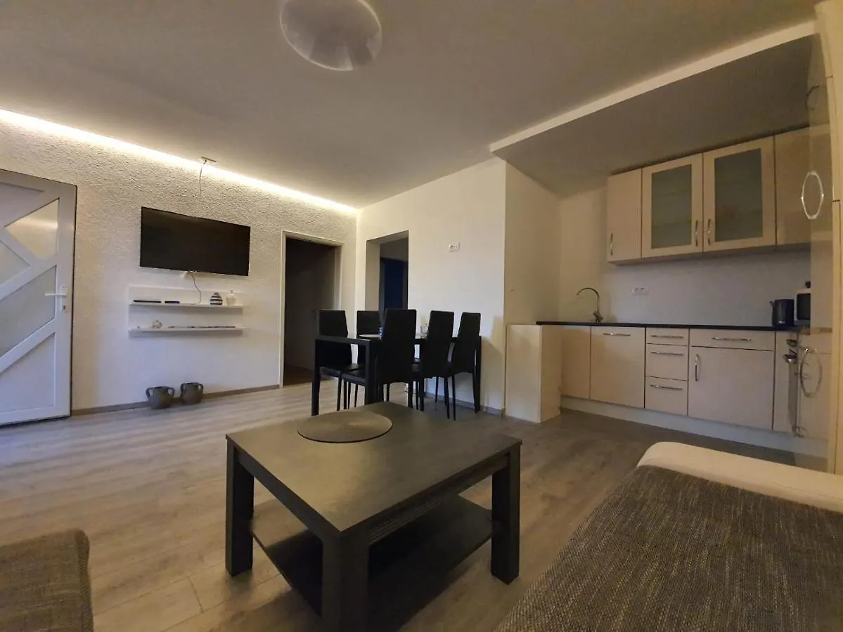 Apartman Bitunjac Gornji Karin