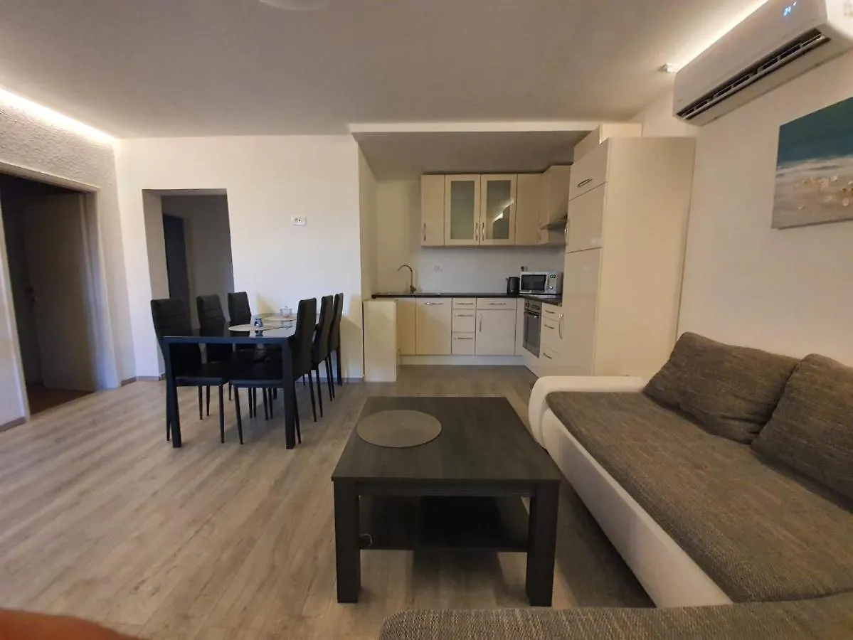 Apartman Bitunjac Gornji Karin Apartment
