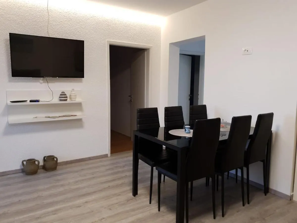 Apartman Bitunjac Gornji Karin Apartment
